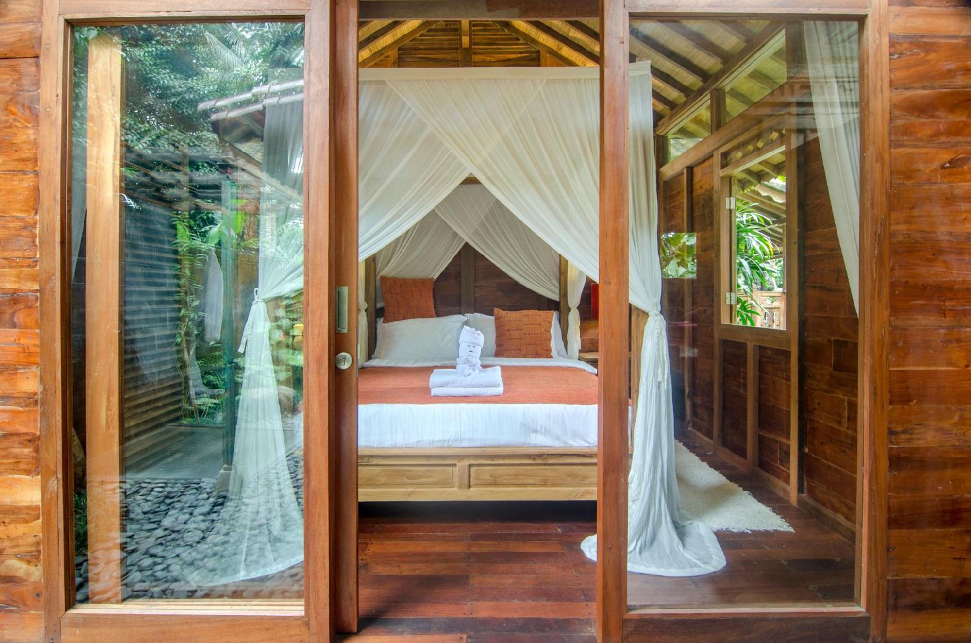 パヤンガン Dewi Tara Haven Bed & Breakfast 部屋 写真